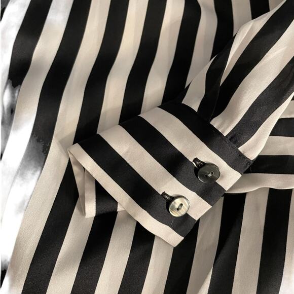 Apt 9 Silky Blouse Womens S Black White Striped Long Sleeve Deep V Formal Classy - Picture 7 of 12